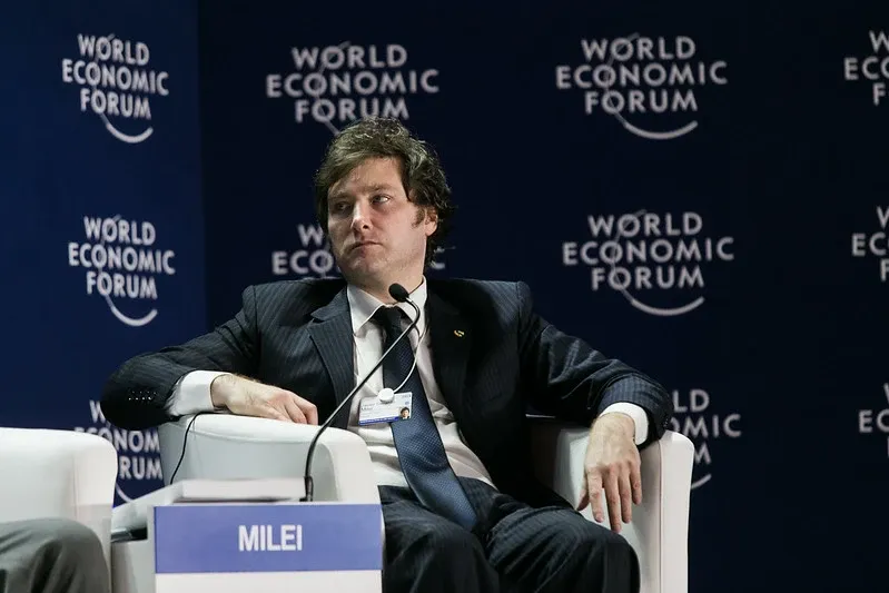 ¿Quién es Javier Milei? Su Origen, Ideas y Presidencia en Argentina